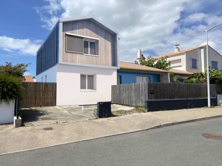 MODIFCATION DE FAÇADE Renovation et relooking façade de cet maison années 60 à St Gilles Croix de Vie